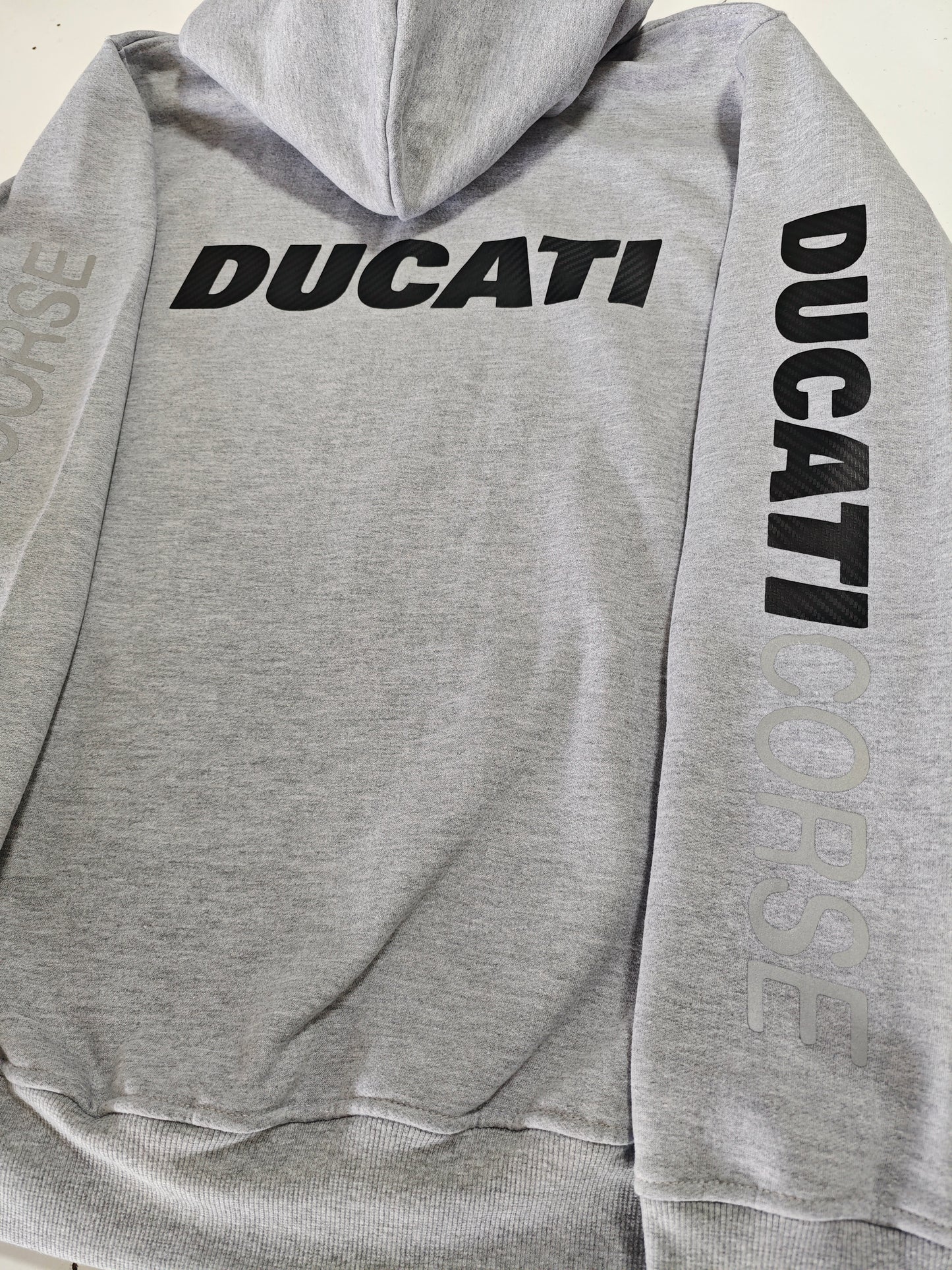 Hoodie Ducati Corse - Leyenda del Motociclismo