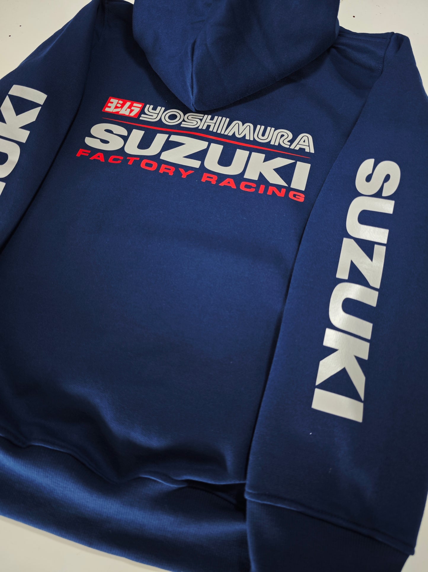 Hoodie Suzuki Factory Racing - Leyenda del Motociclismo