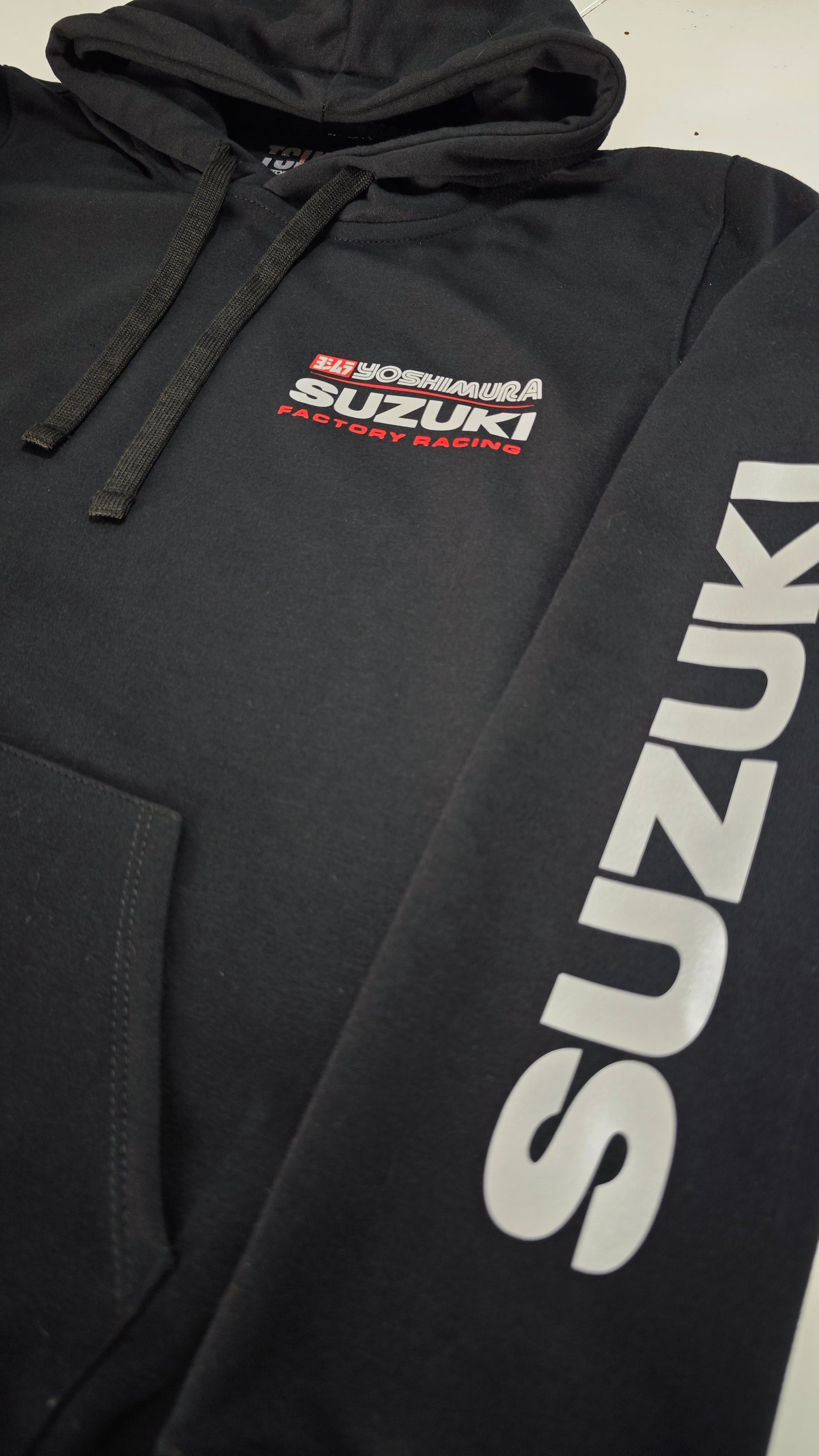 Hoodie Suzuki Factory Racing - Leyenda del Motociclismo